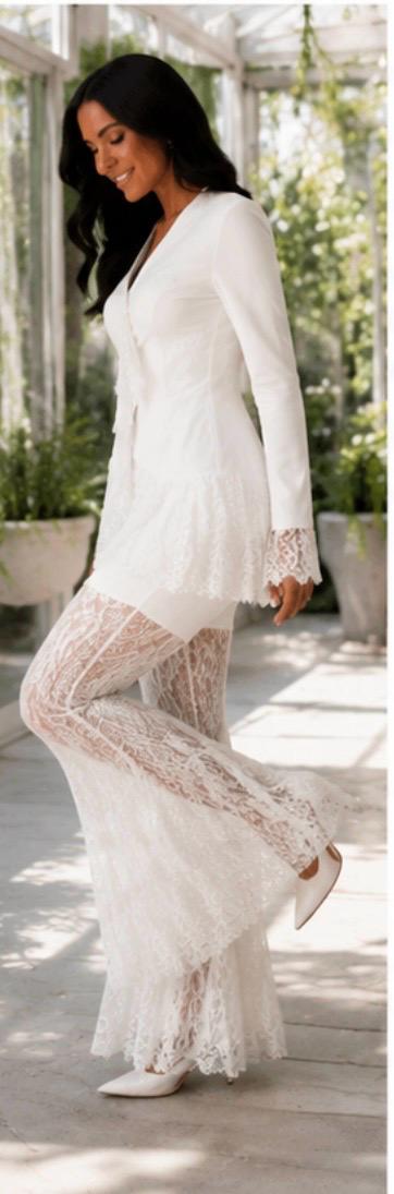 Thia Luxe Lace Set Two-Piece Set